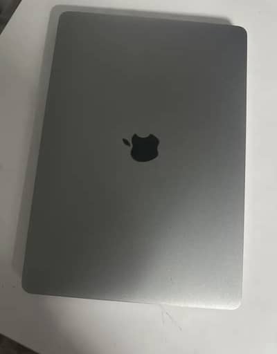 Macbook pro 2020 i7 10th gen 16 ram 512 nvme 03321666323