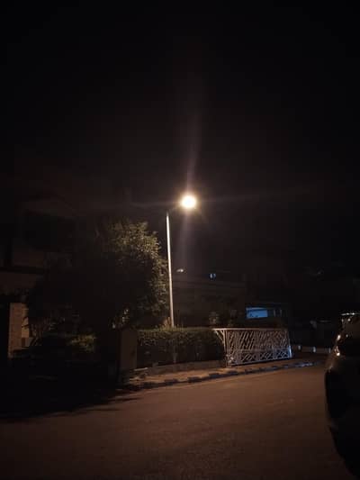 Ghar k Kam kelye ik female larki ki zaroarat h