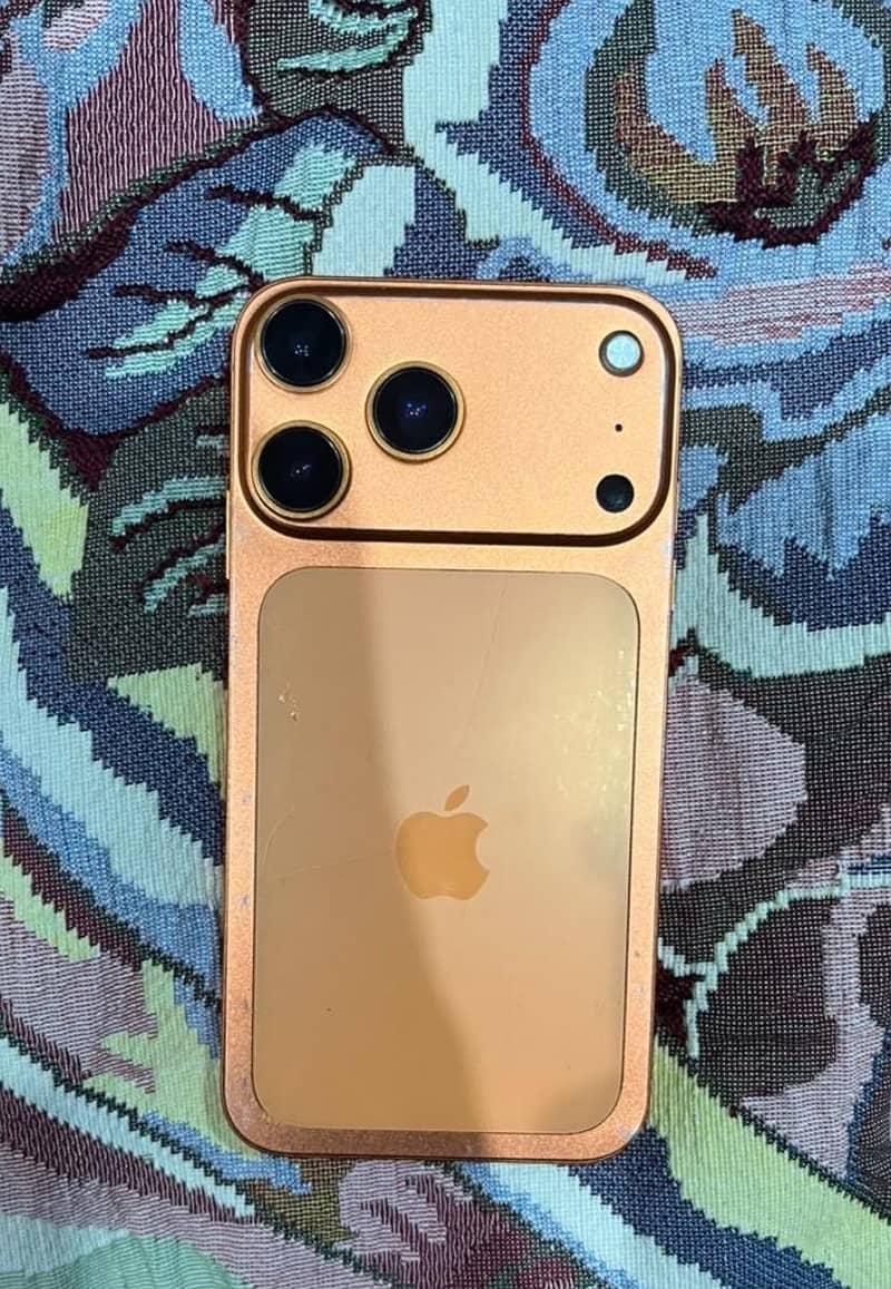 Apple iPhone XR 0