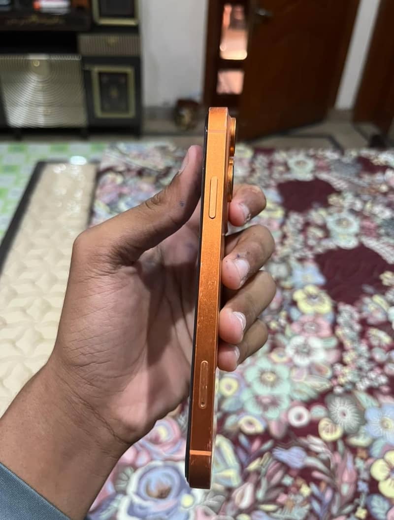 Apple iPhone XR 3