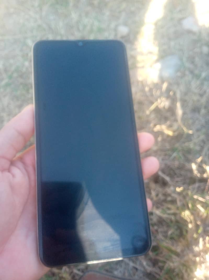 Realme C53 0