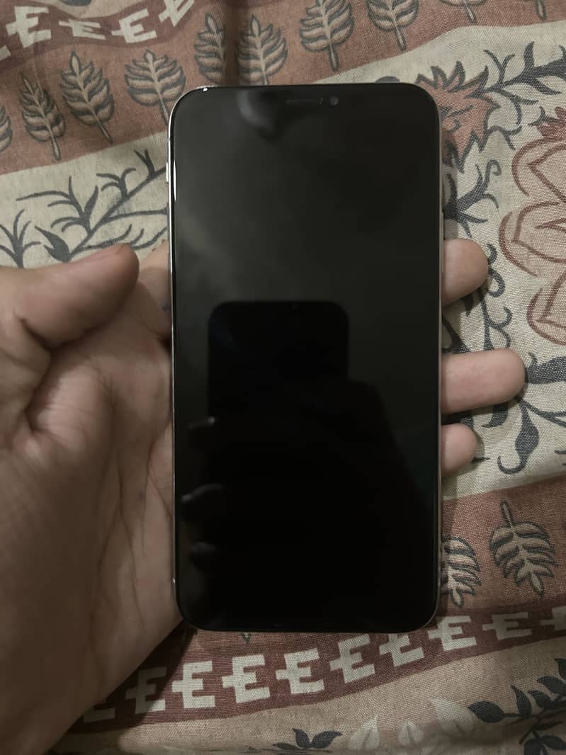 Apple iPhone X 0