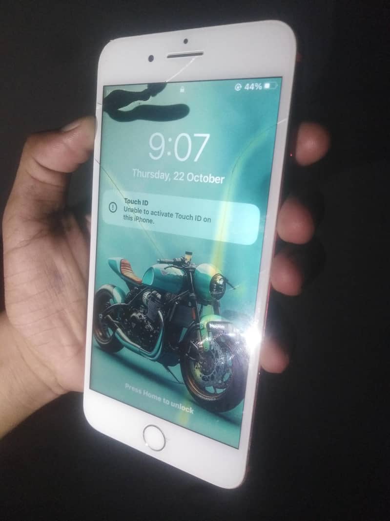 Apple iPhone 7 Plus 0