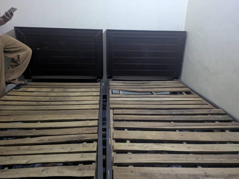 2 single bed for sell 4