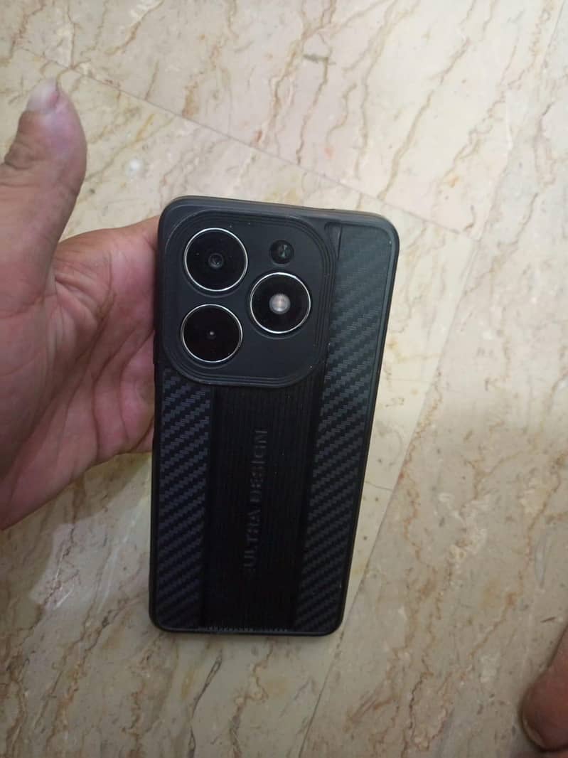 Tecno Spark 20 3
