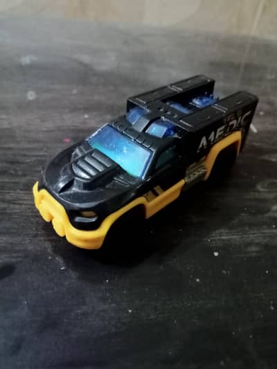 Original Hot wheels die cast cars Set of 5. .