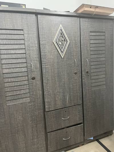 wardrobes in great condition