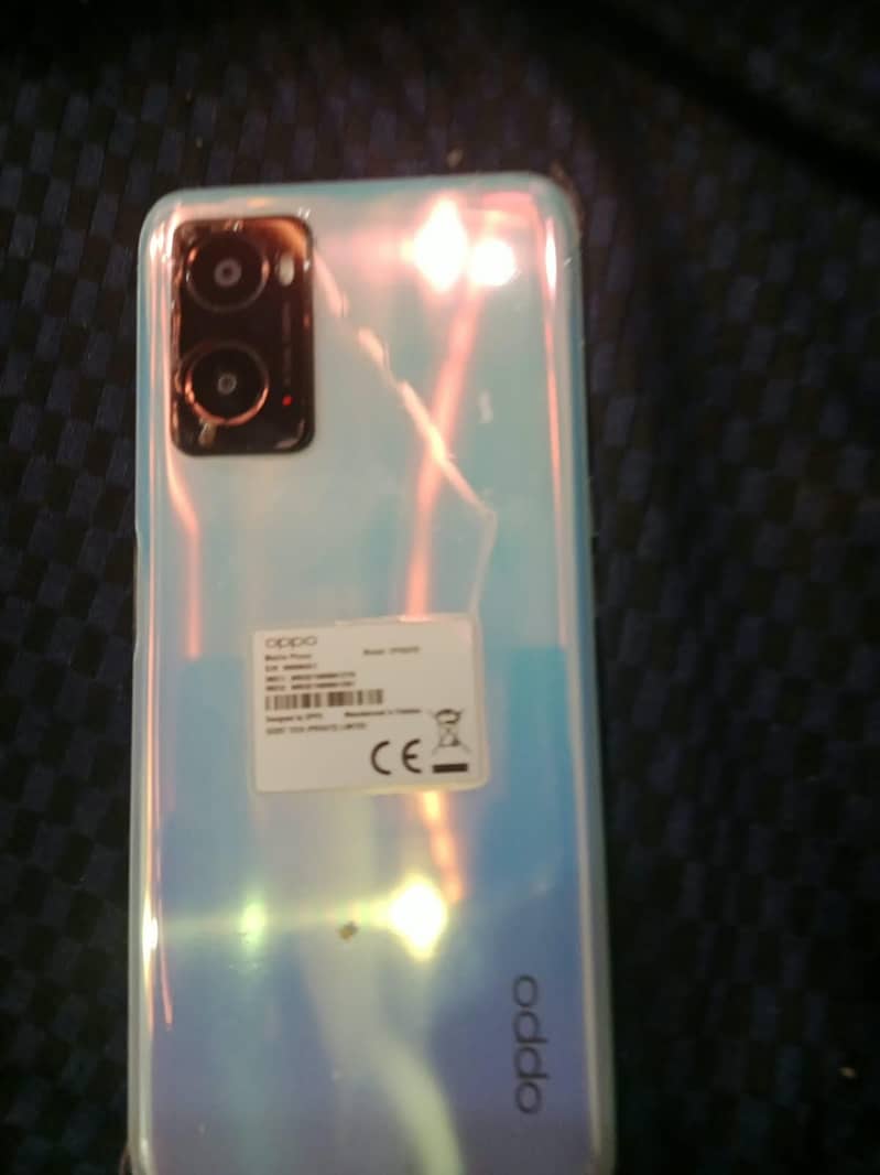 OPPO A76 4