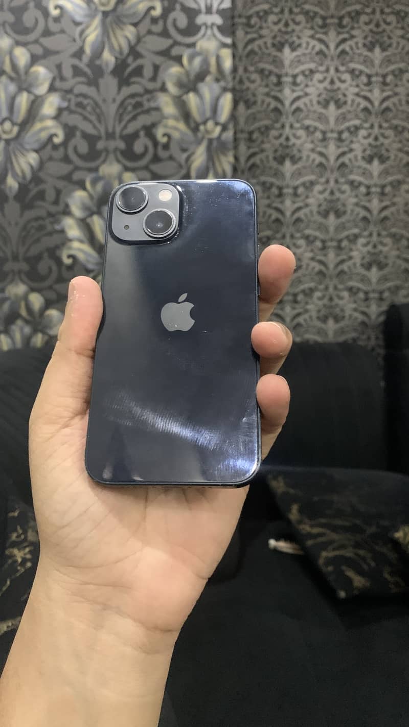 Apple iPhone 13 mini 1
