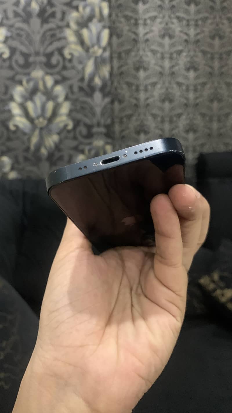 Apple iPhone 13 mini 2