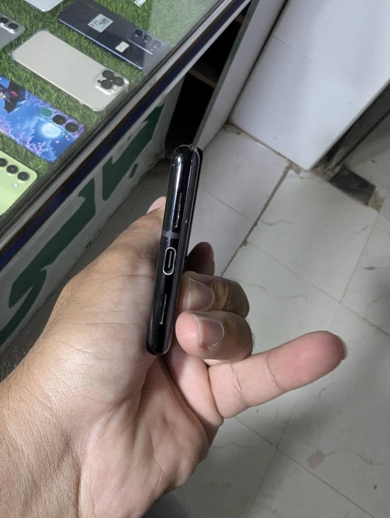 Google Pixel 6 Pro 2