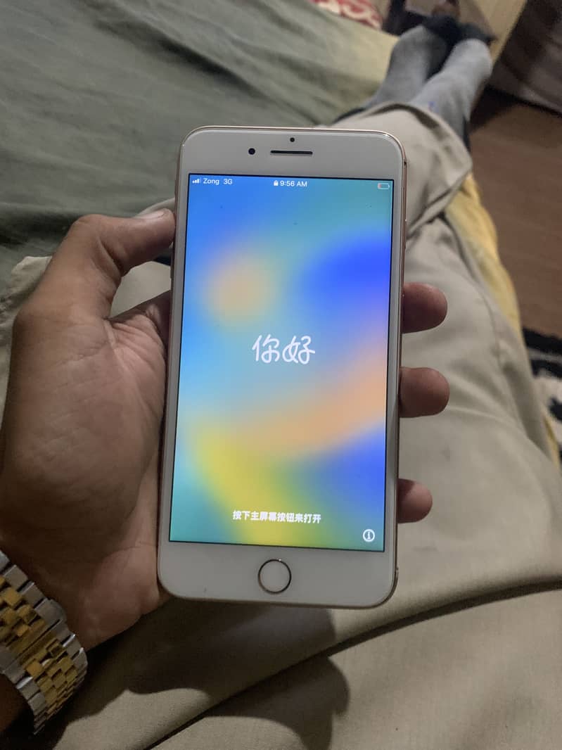 Apple iPhone 8 Plus 2