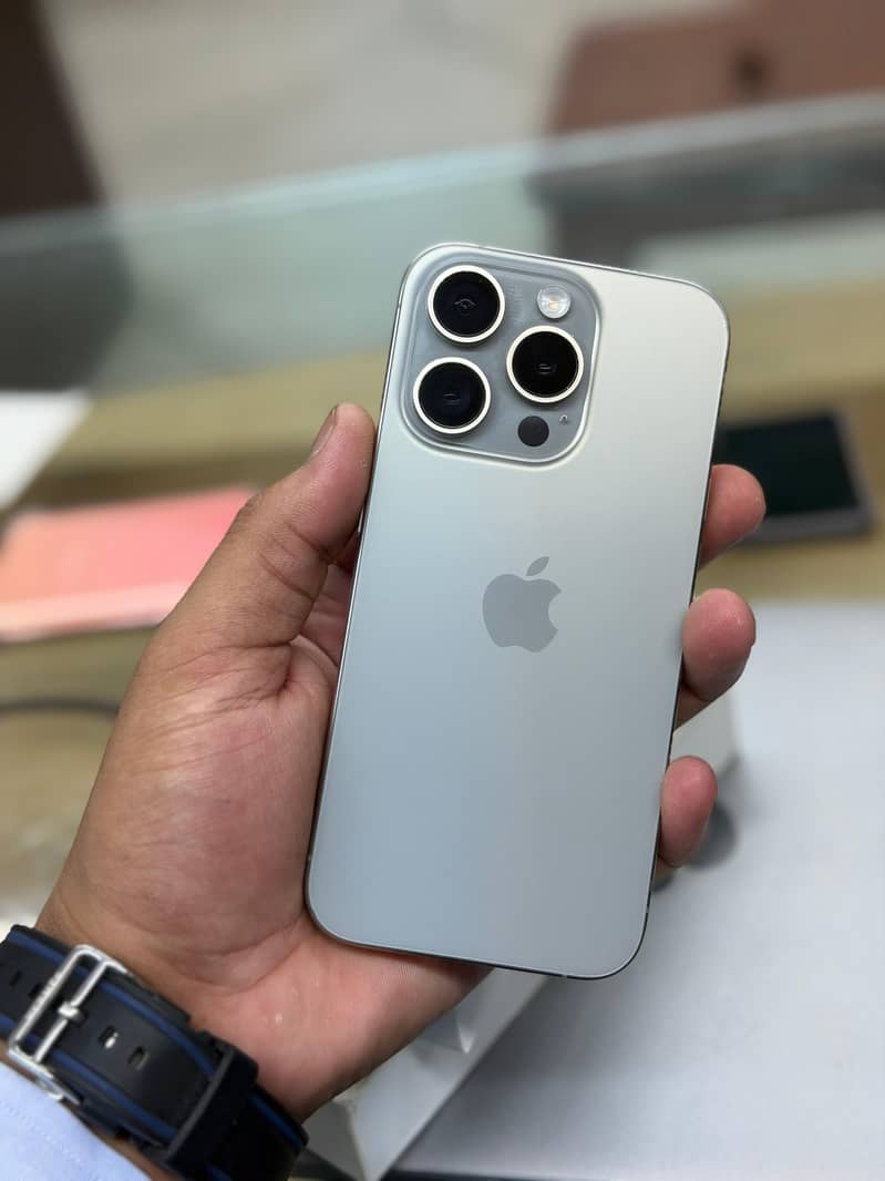 Iphone 15 Pro HK model 0