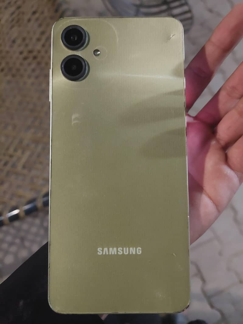 Samsung Mobile A06 5
