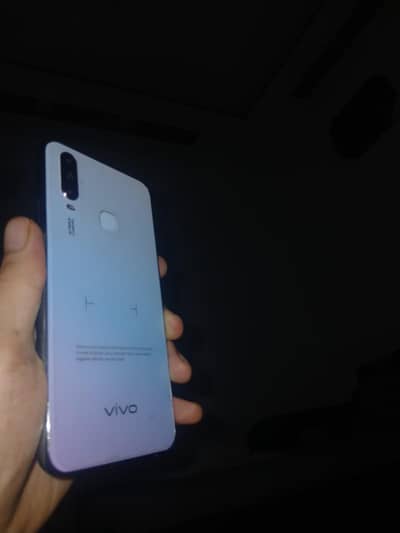 Vivo Y17
