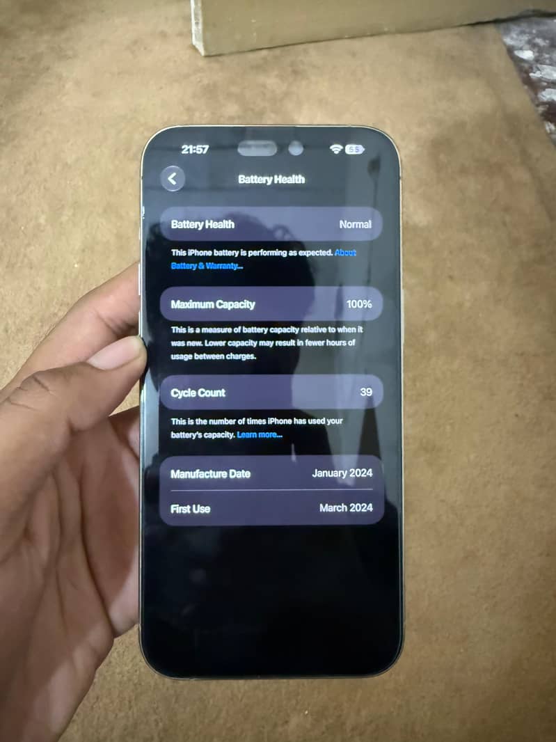 Apple iPhone 15 Pro Max 2