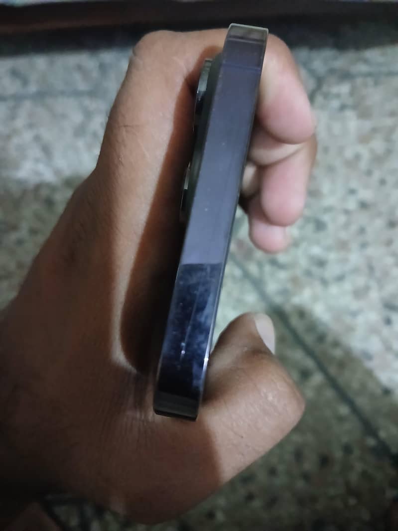 Apple iPhone 14 Pro Max - jv 3
