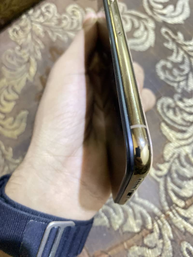 Apple iPhone XS 2