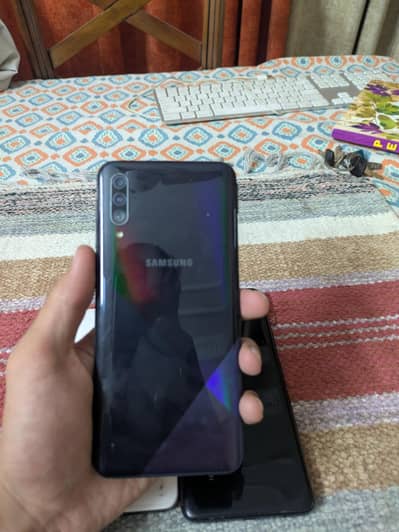 Samsung Mobile A30s