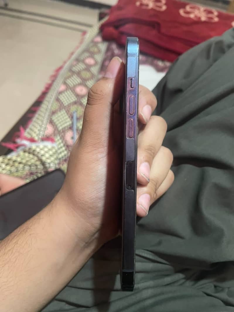 Apple iPhone 12 Pro Max 9