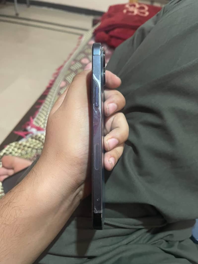 Apple iPhone 12 Pro Max 13