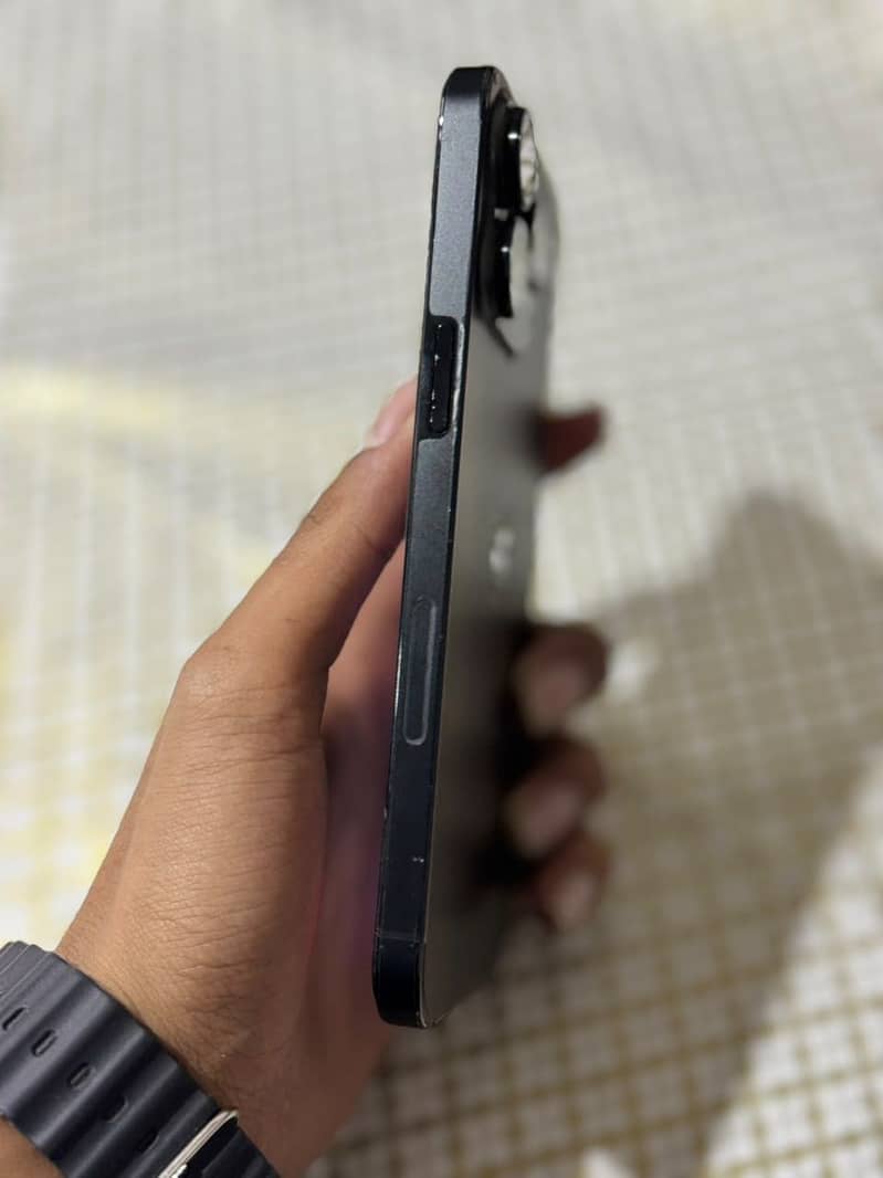 Apple iPhone 14 Pro Max 5