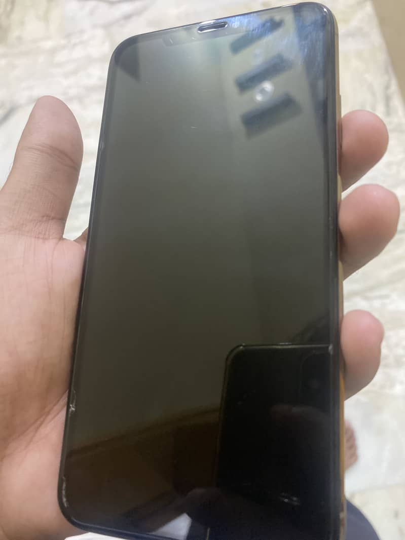 Apple iPhone XS Max 2