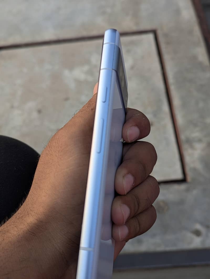 Google Pixel 7a 2