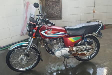 BEST HONDA 125 GOOD CONDITION 2015 MODEL ALL DOCUMENT CLEAR