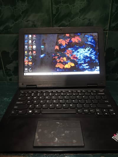 Lenovo 11e Laptop | 4GB RAM | 128GB SSD | Windows 10 home