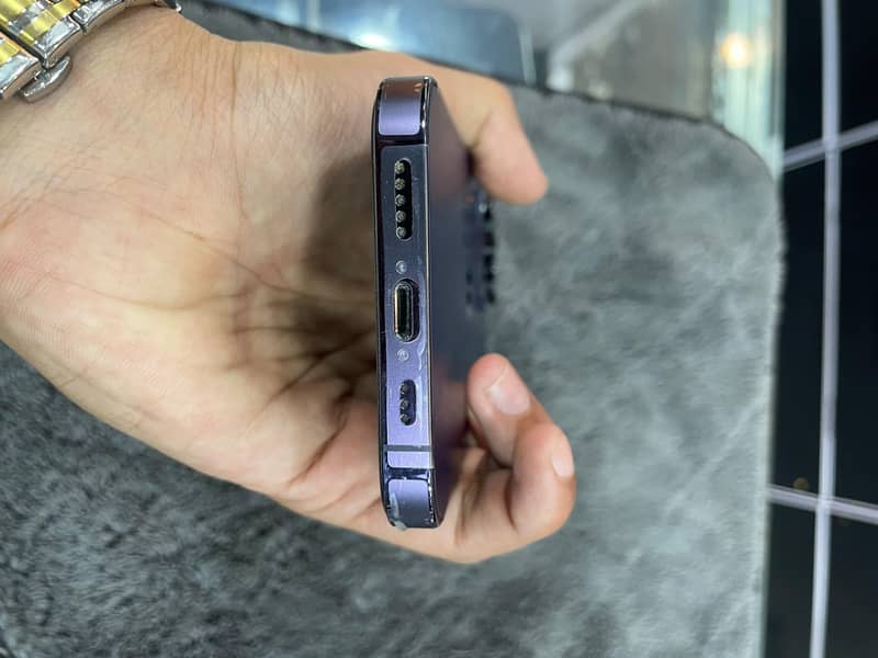 Apple iPhone 14 Pro 6