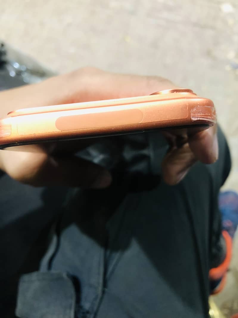 Apple iPhone 17 Pro Max 2