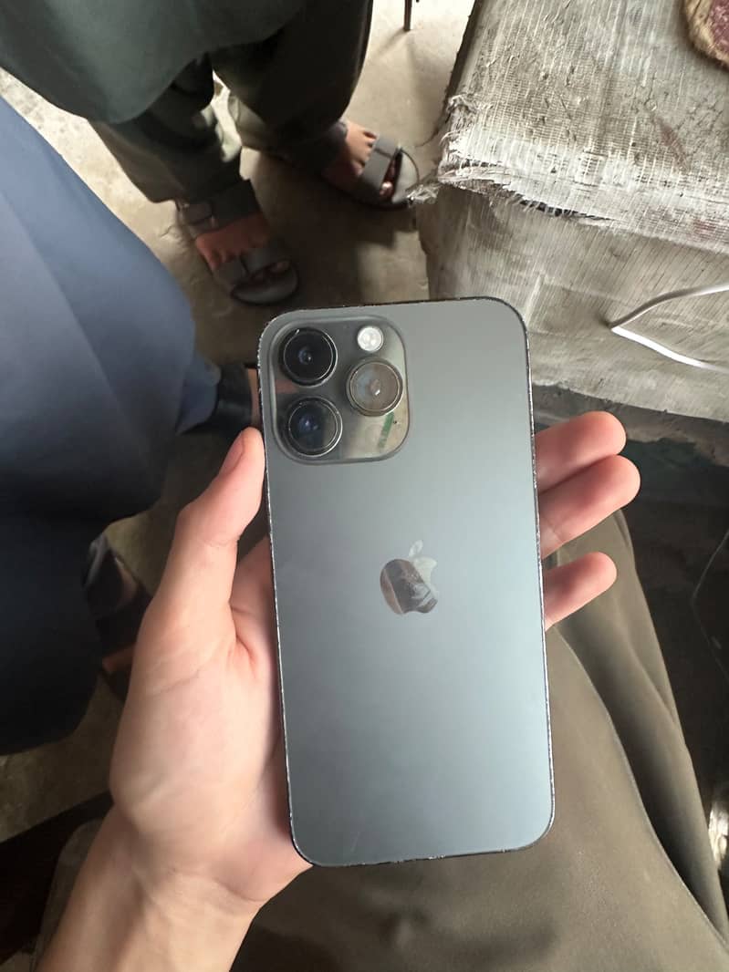 Apple iPhone 14 Pro Max 3