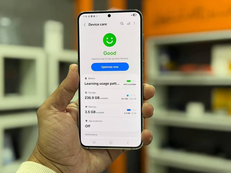 Samsung Mobile S23 Plus 2
