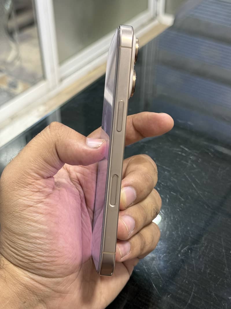 Iphone 16 pro 2
