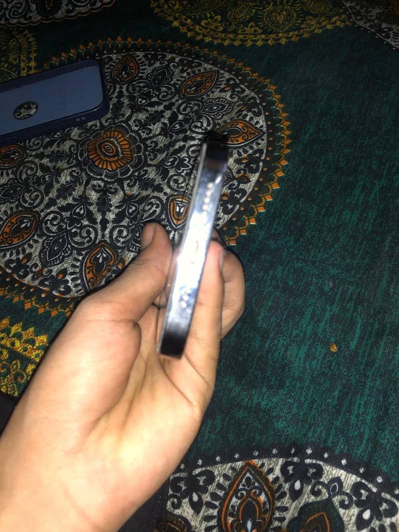 Apple iPhone 13 Pro 5