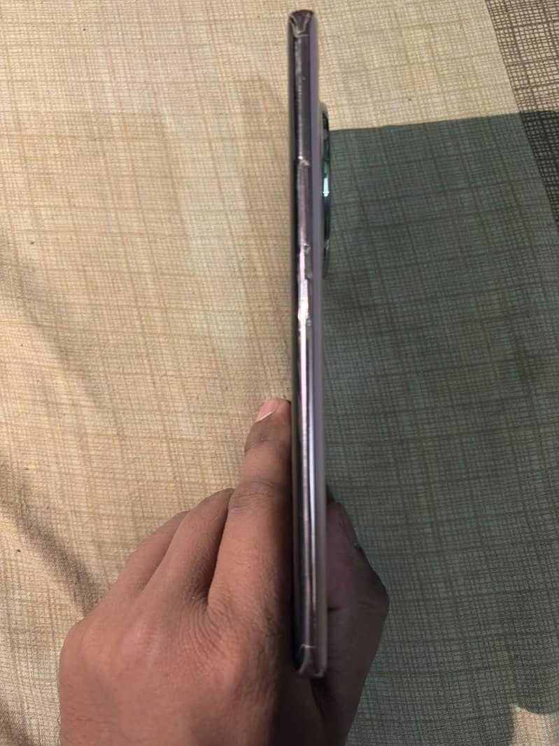 Infinix Zero 40 3