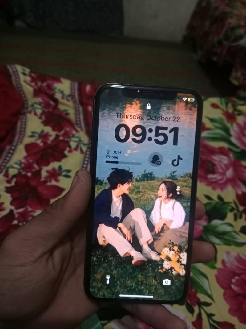 Apple iPhone XS 5