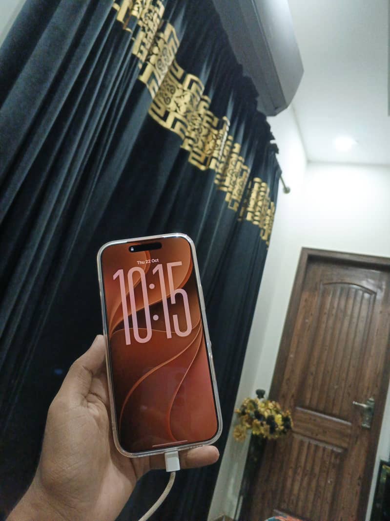 Apple iPhone 17 Pro Max 1