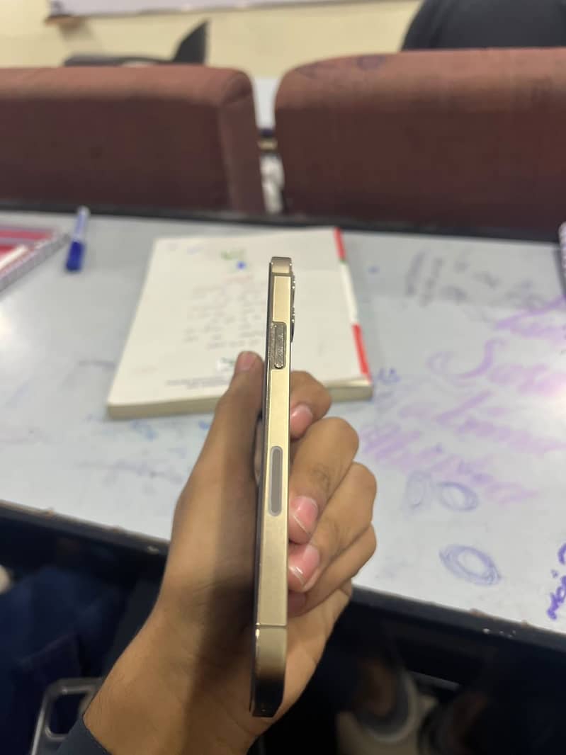 Apple iPhone 12 Pro 1
