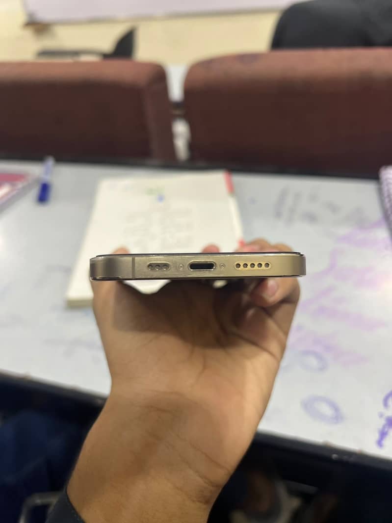 Apple iPhone 12 Pro 3