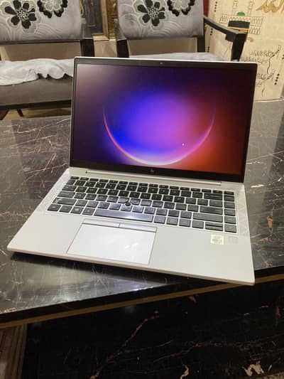 HP ELITEBOOK G7 840