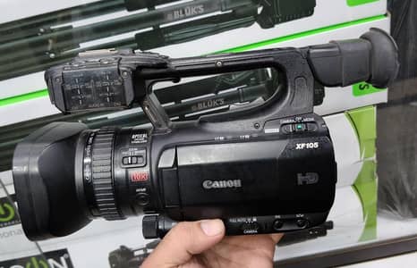 Canon xf105 Full hd Movie Camera New Condition