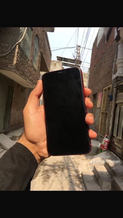 Apple iPhone XR