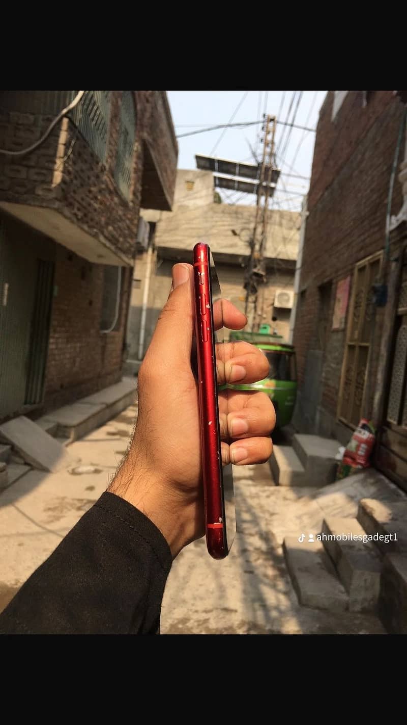 Apple iPhone XR 1