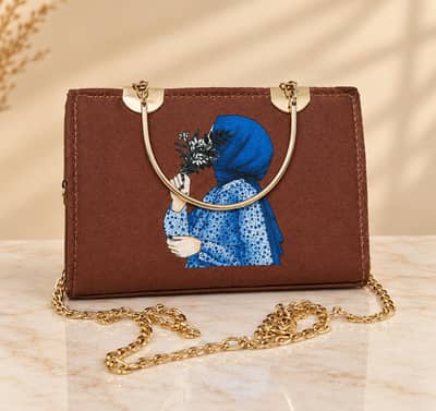 Stylish Brown Ladies Handbag with Golden Chain