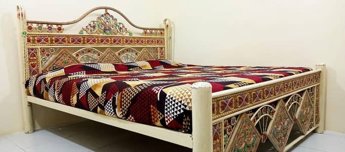 bed + 2 dror suder iron bed