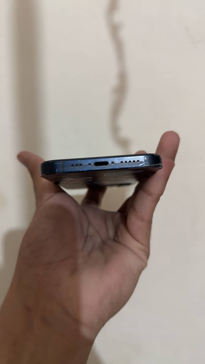 Apple iPhone 12 5