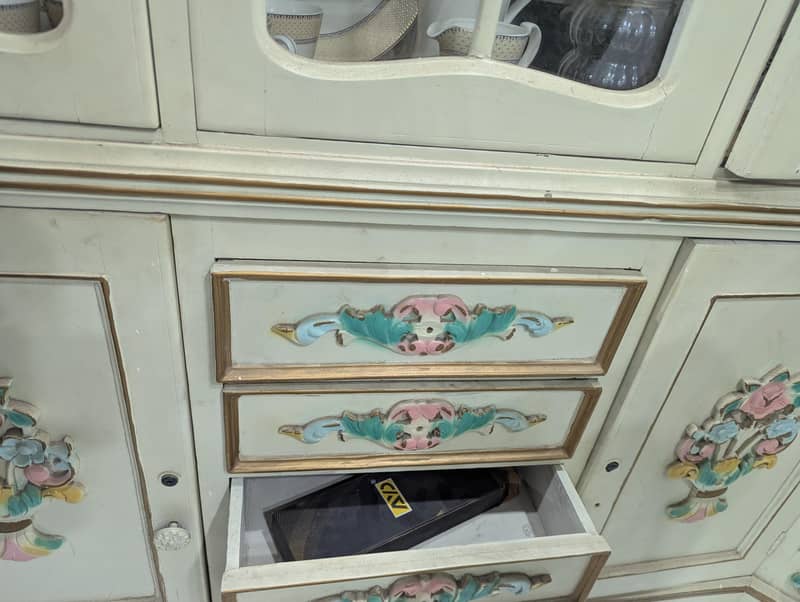 Showcase in deco paint 2