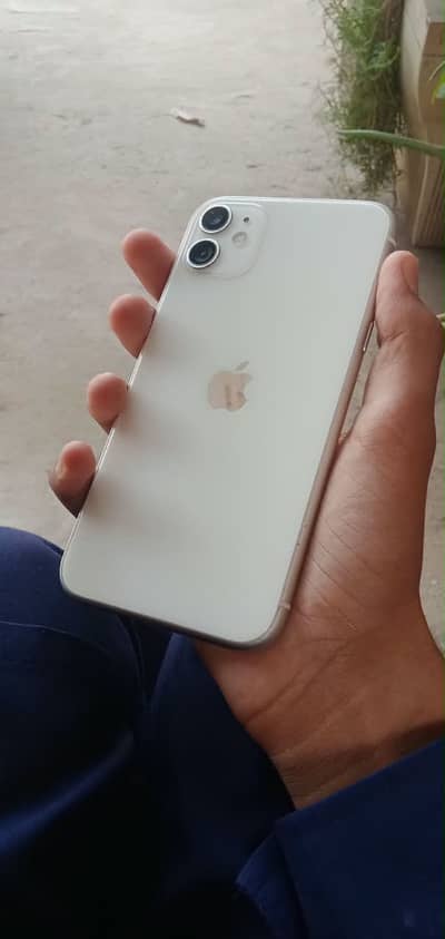 Apple iPhone 11